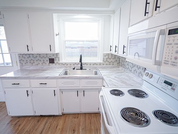 3rd image of 3353 Wilson St #3353