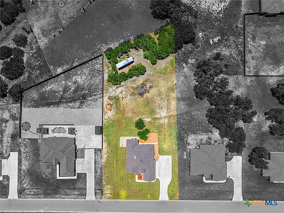 5th image of 3142 Fish Pond Dr