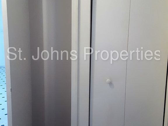 3rd image of 5131 Westchase Ct APT 3