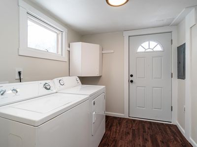 313 Arbury Pl, Midland, MI, 48640