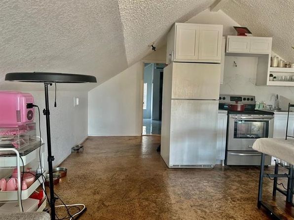 laredo-texas-250998183 picture