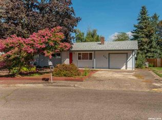 300 W Pine St, Sweet Home, OR 97386