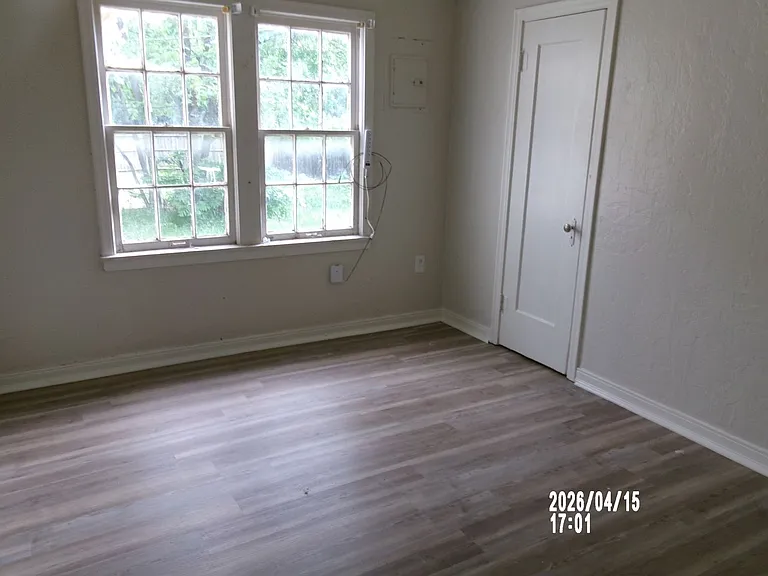 1804 NW Columbia Ave — Photo 24