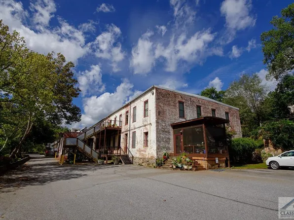 585 White Cir APT 28, Athens, GA 30605