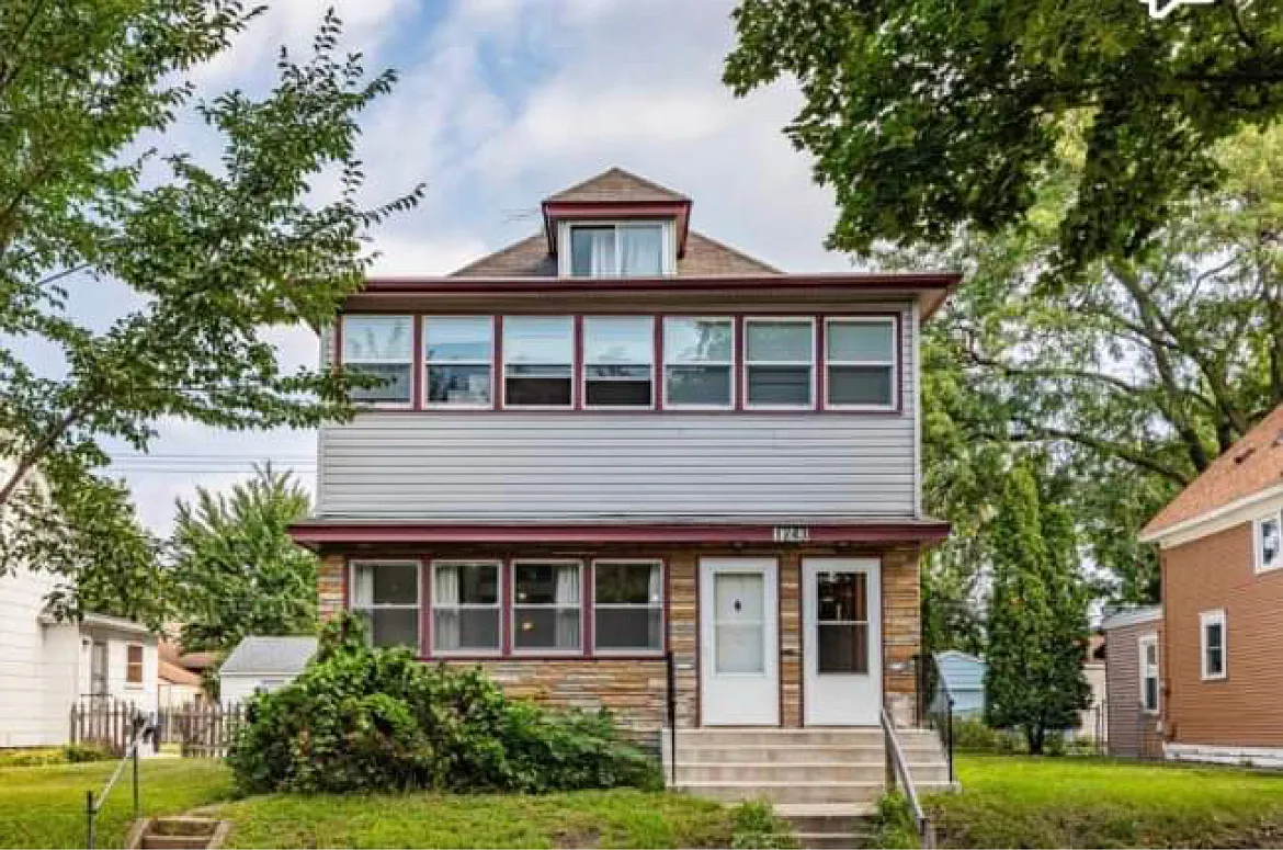 5 bed, 2600 sqft, $3,000 — Photo 1