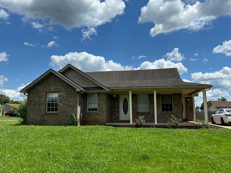437 American Dr — Photo 1