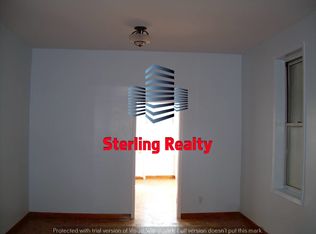1833 27th Ave, Astoria, NY 11102