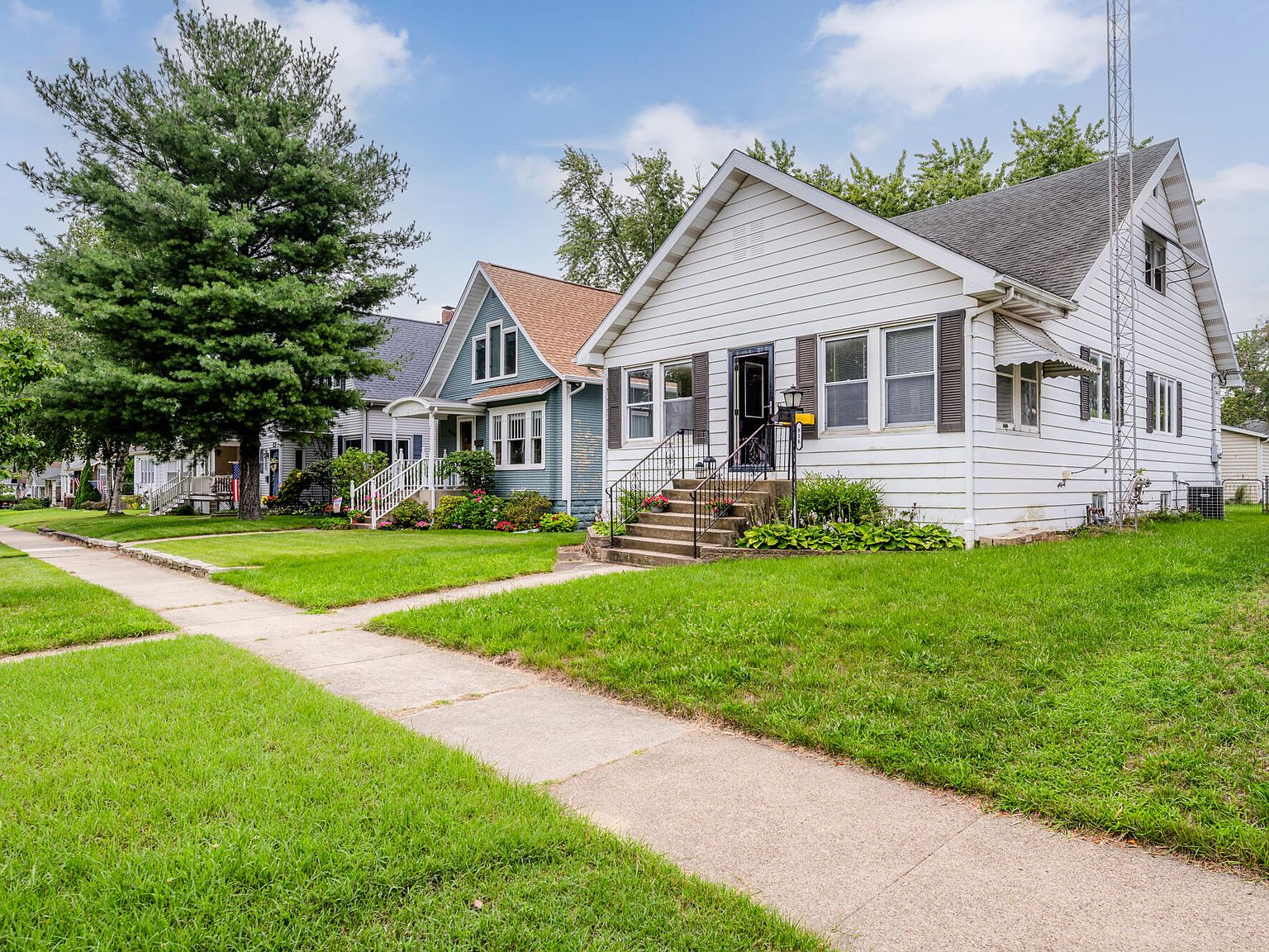 818 Lewis Ave, Saint Joseph, MI 49085 Zillow