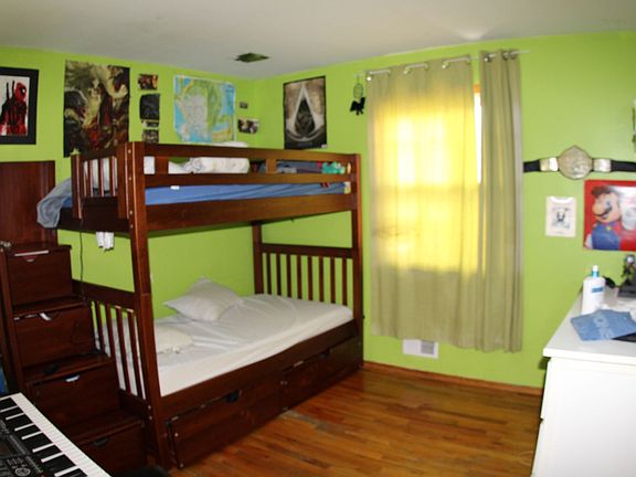 4th image of 109 Olympia Blvd