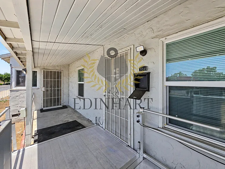 3049 E McKinley Ave — Photo 14