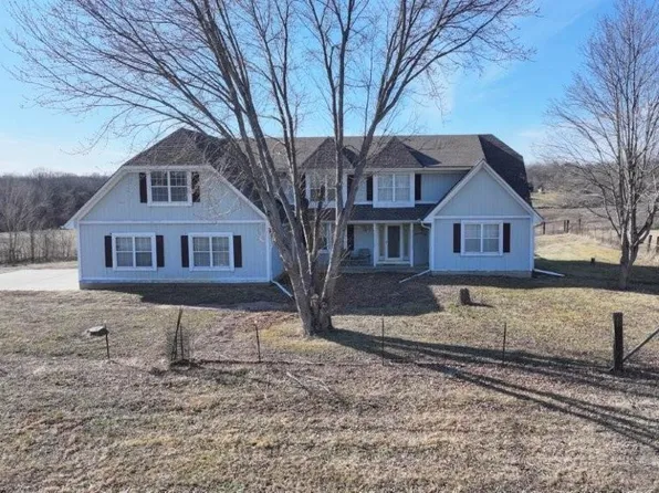 4616 N Koger Rd, Sibley, MO 64088