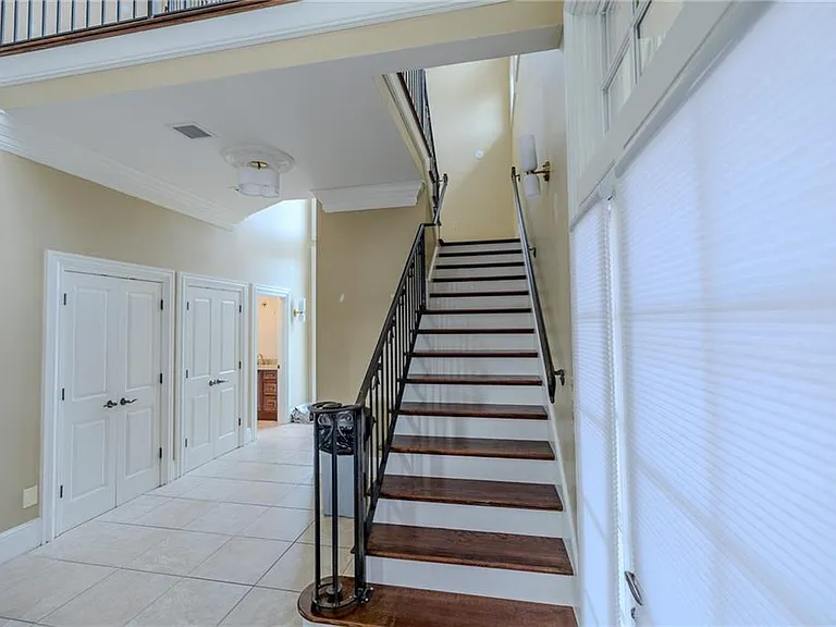 945 Westminster St #2 — Photo 19