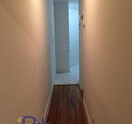4th image of 1505 Lexington Ave APT 5C