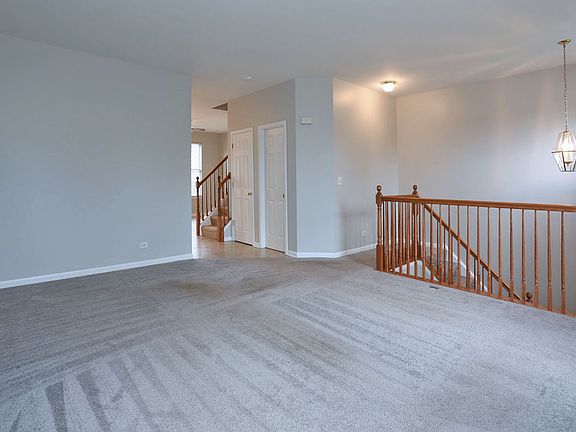 5th image of 753 Thornbury Ct