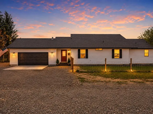 228 NE McKee Dr, Prineville, OR 97754