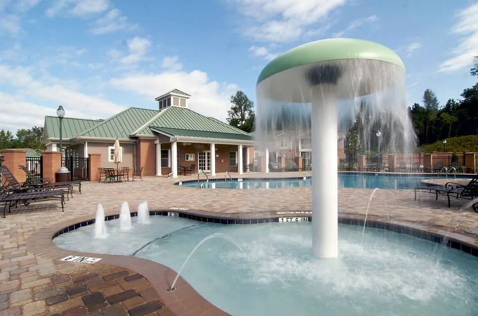 Farmington Hills Apartments