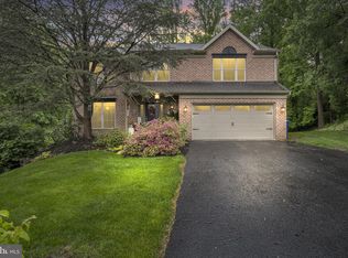 40 Brook Cir, Etters, PA 17319