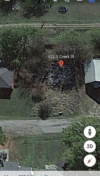 1st image of 822 S Creek St