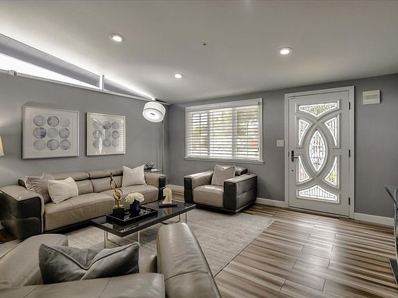 5th image of 1010 Candlewood Ave