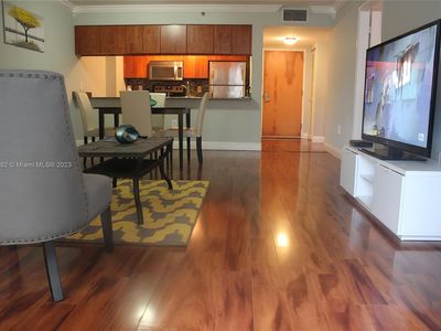 1200 Brickell Bay Dr APT 2804, Miami, FL, 33131