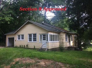 2004 N 1st Ave, Laurel, MS 39440
