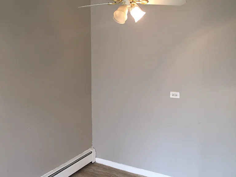 12500 S Lincoln St — Photo 12