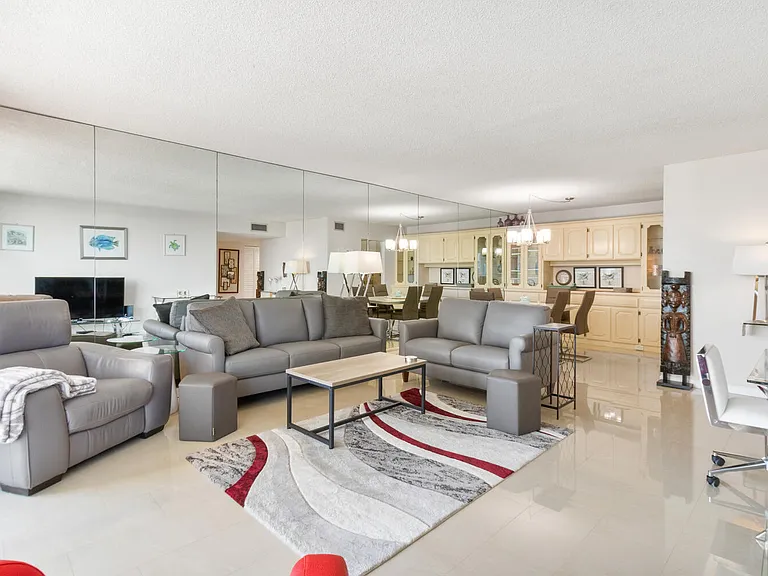 5440 N Ocean Dr #505 — Photo 16