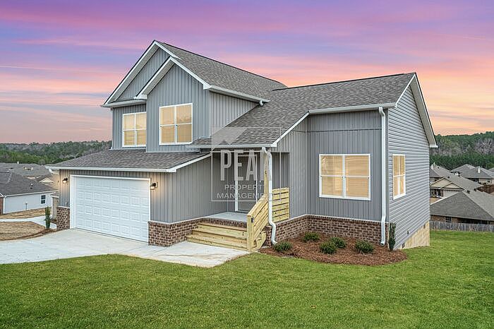 1st image of 660 Woodland Cir