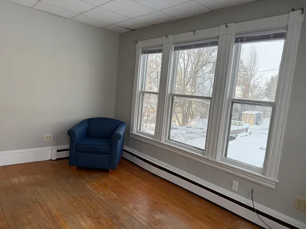 8 Epworth St APT 4, Presque Isle, ME 04769