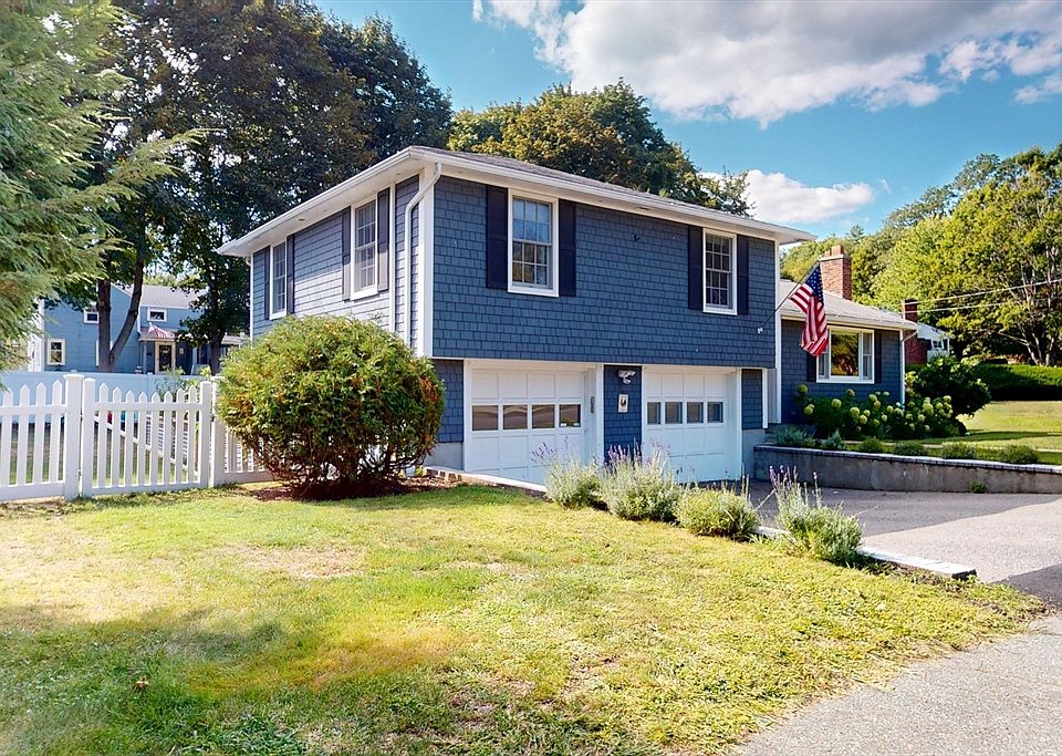 1st image of 10 Glen Cir