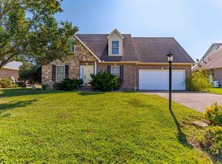 6117 Shoreham Dr, Evansville, IN 47711