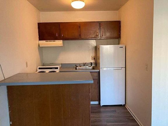 2nd image of 807 Whitney Ave NW #303A