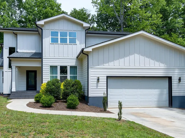 1003 E Sterlington Pl, Apex, NC 27502