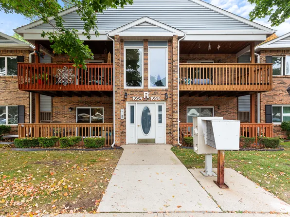 1654 Shoemaker Dr #145, Westland, MI 48185