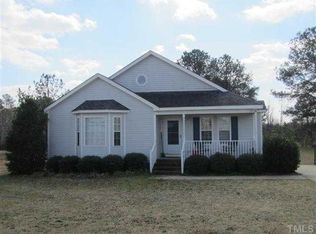 100 Laurel Wood Ln, Lillington, NC 27546