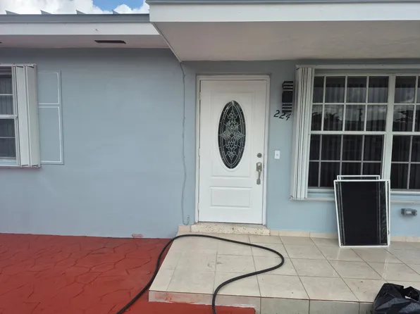 222 Grand Canal Dr #224, Miami, FL 33144