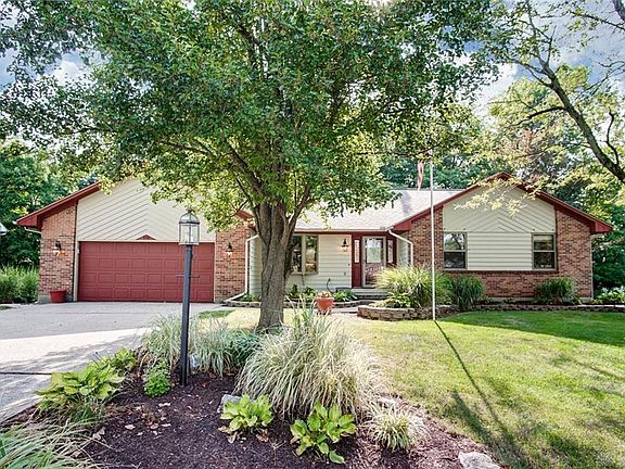 2nd image of 510 Foliage Ln