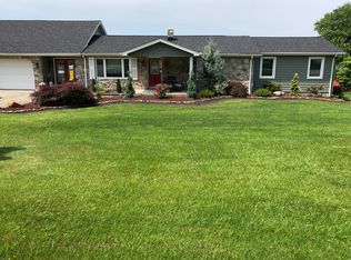 190 Viking Dr, Mount Pleasant, PA 15666