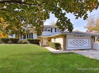 8S122 Washington St, Darien, IL 60561