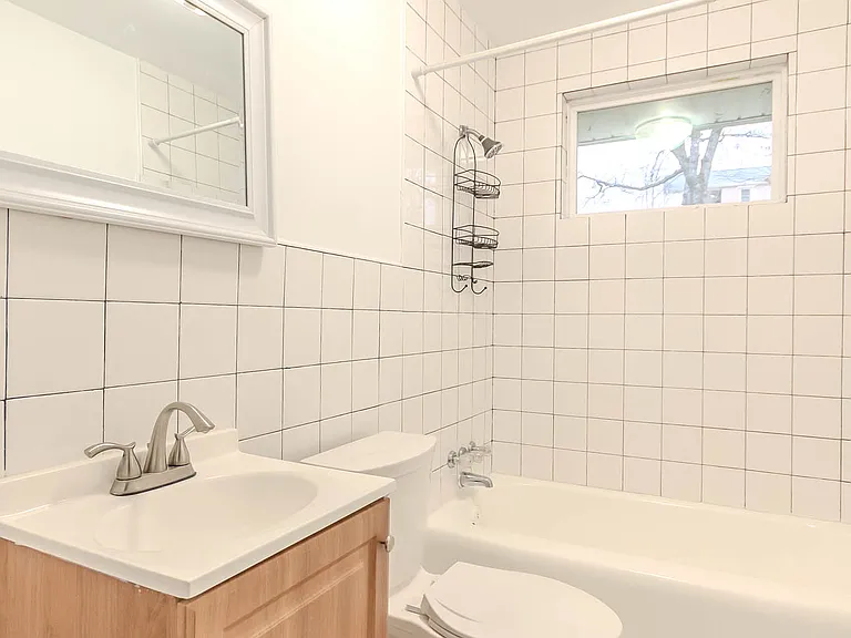 567 Valleywood Dr — Photo 10