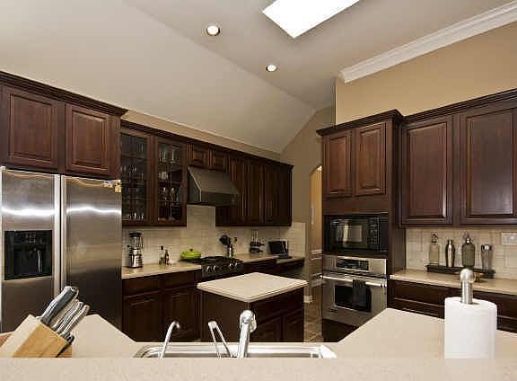 3rd image of 205 Love Bird Ln