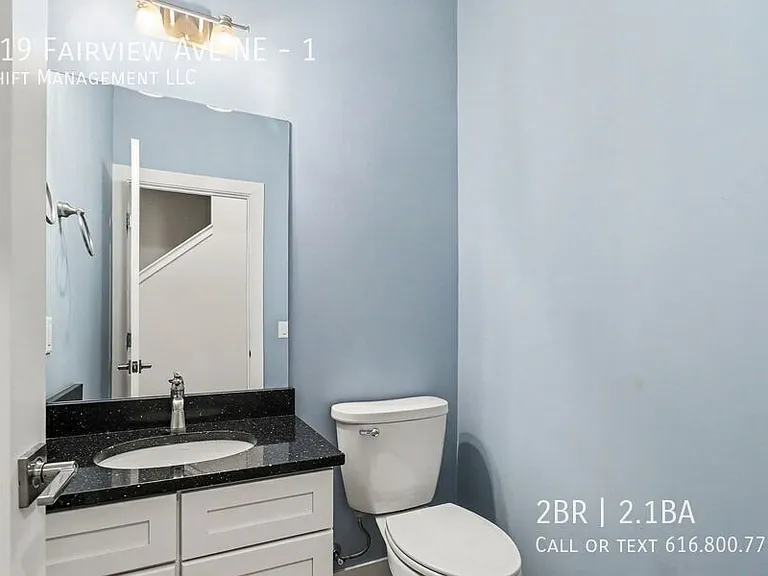 619 Fairview Ave NE #1 — Photo 6
