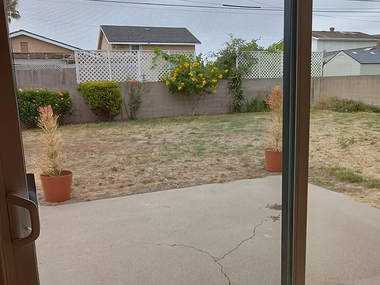 9404 El Blanco Ave — Photo 13