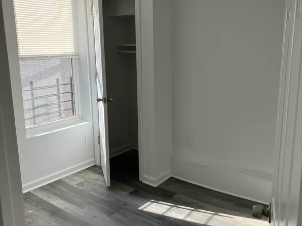 2218 Fulton Street image 7 of 12