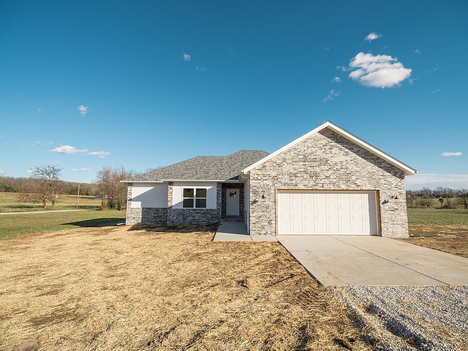 1st image of 138 Twin Pines Court