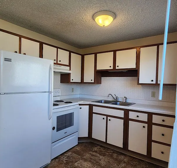 904 Spartan Dr #1-4 — Photo 9