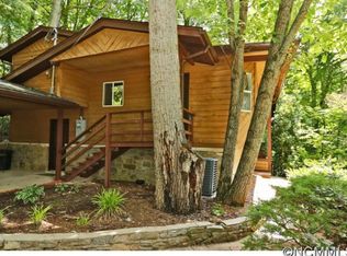 24 Brier Ln, Maggie Valley, NC 28751