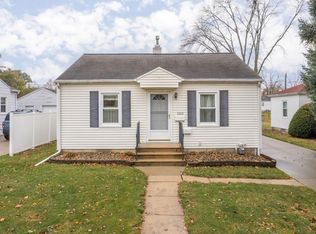1212 Glenny Ave, Waterloo, IA 50702