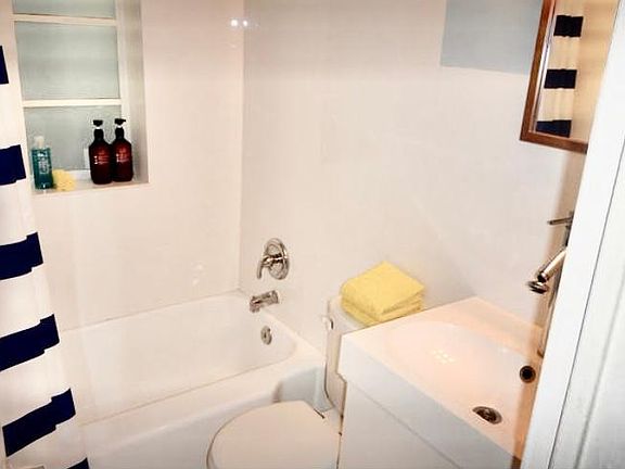 5th image of 1611 Euclid Ave APT 6