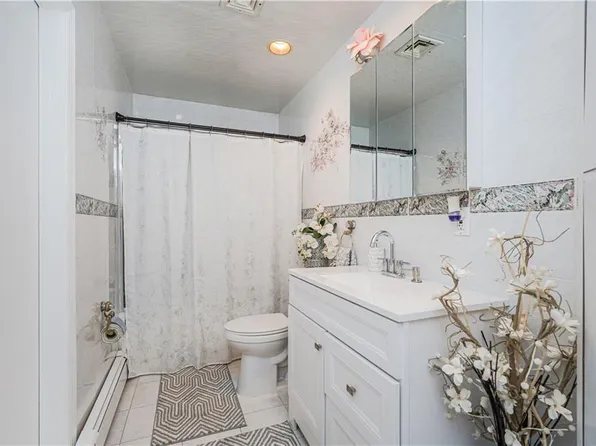 133 Durant Avenue image 14 of 35